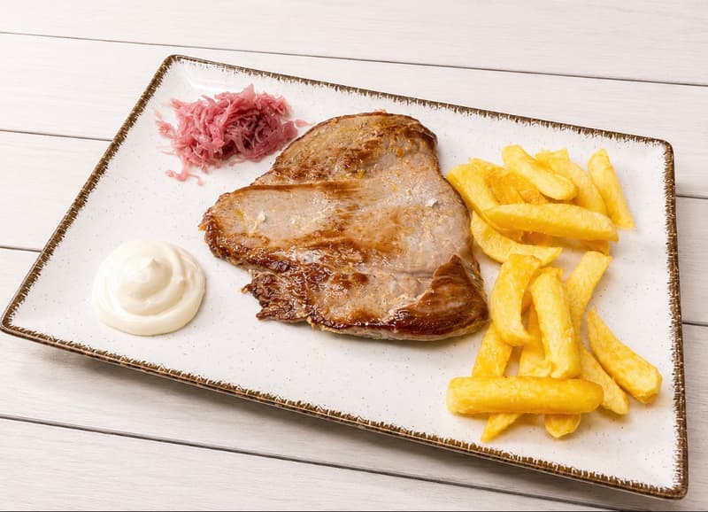 CHURRASCO CORDOBÉS solomillo de cerdo a la plancha